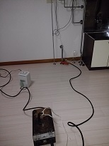 105号室内作業中.jpg