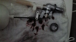 203号　トイレサビ詰まり.jpg